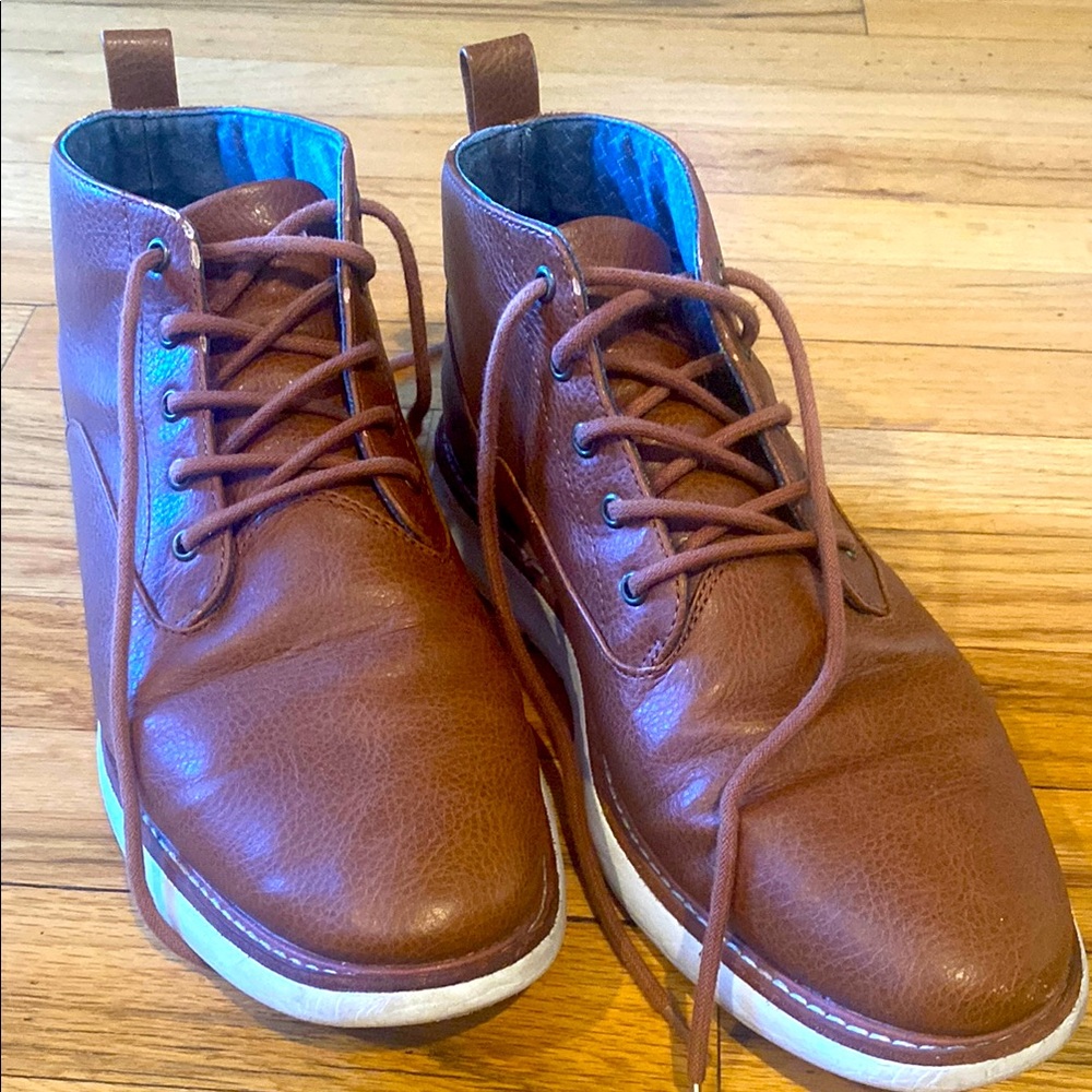 Ben Sherman Men's Casual Chukka Boot size 10